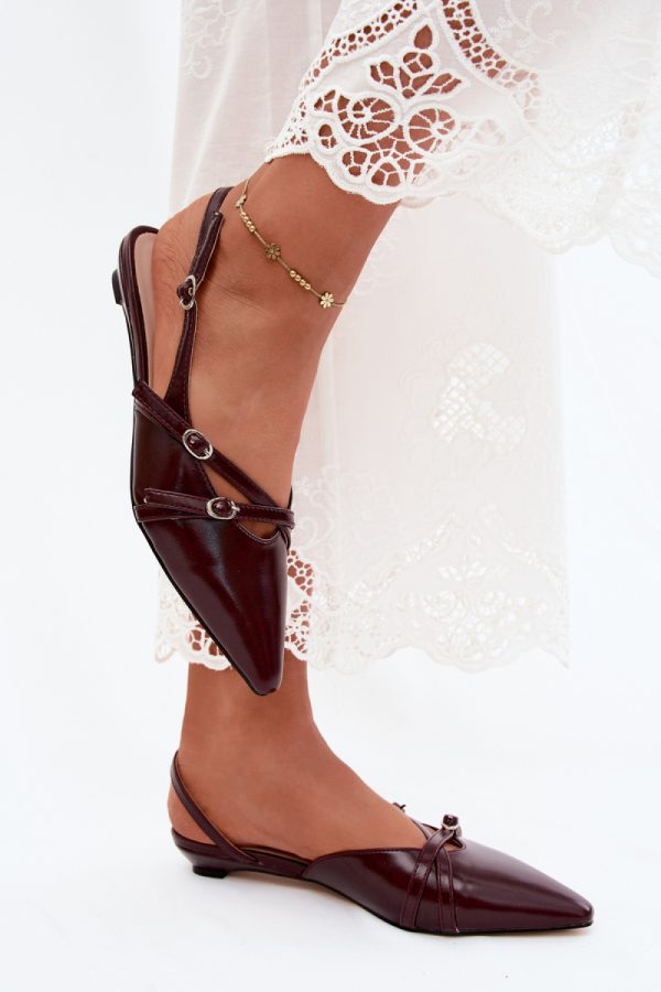red Sandals model 228782 Step in style