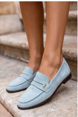 blue Mocassin model 228972 Step in style