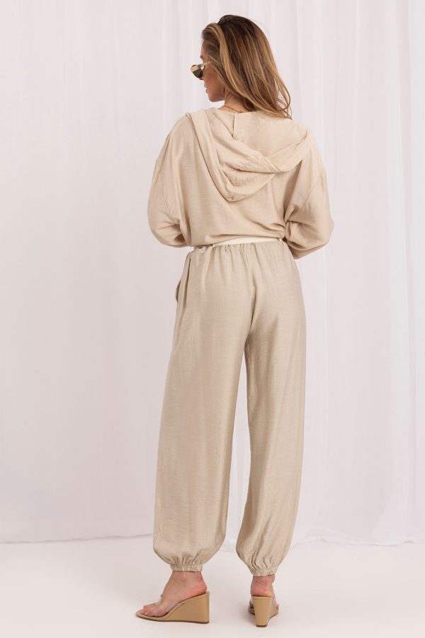 Beige Women Trousers in Pants, Trousers, Shorts with Spandex and Viscose