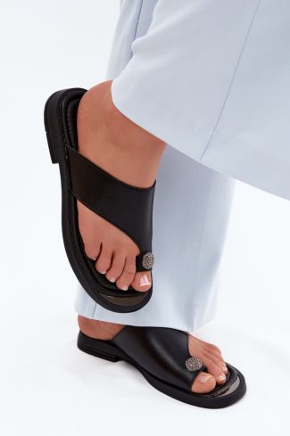 1129626 black Japanese flip-flops model 229294 Step in style