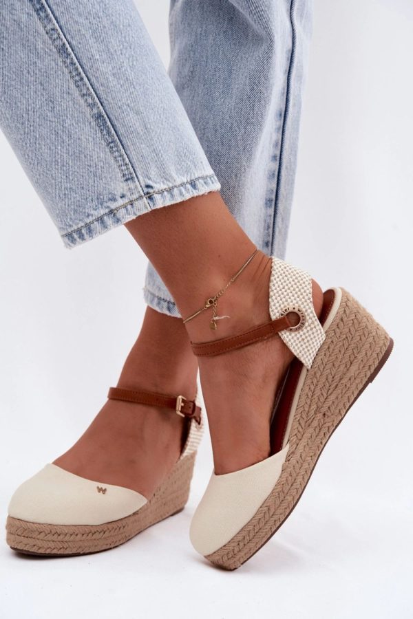 beige Buskin model 229272 Step in style