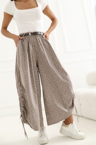 beige Women trousers model 229690 Italy Moda