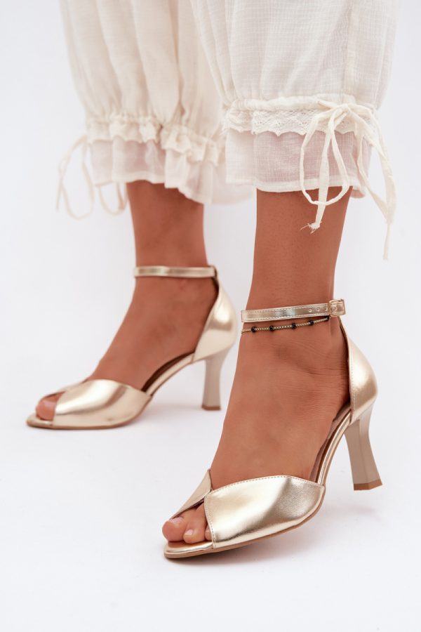 yellow Heel sandals model 229703 Step in style
