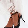 black Heel sandals model 229710 Step in style