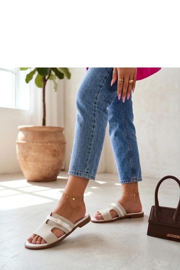 White Flip-flops in Sandals & Flip-Flops For Women with Fabric, Footbed and Heel Height