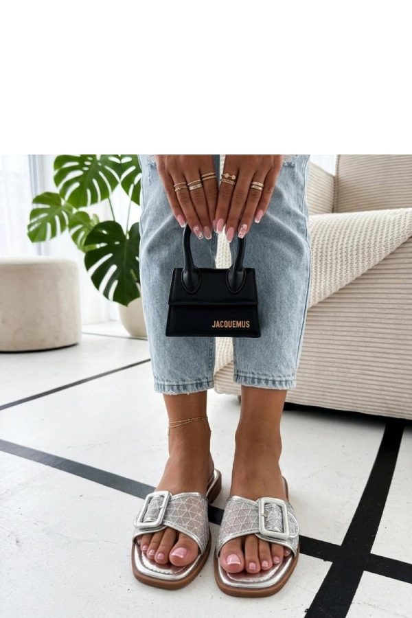 Grey Flip-flops in Sandals & Flip-Flops For Women with Fabric, Footbed and Heel Height