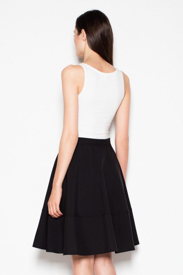 Black Skirt in Skirts with Polyester