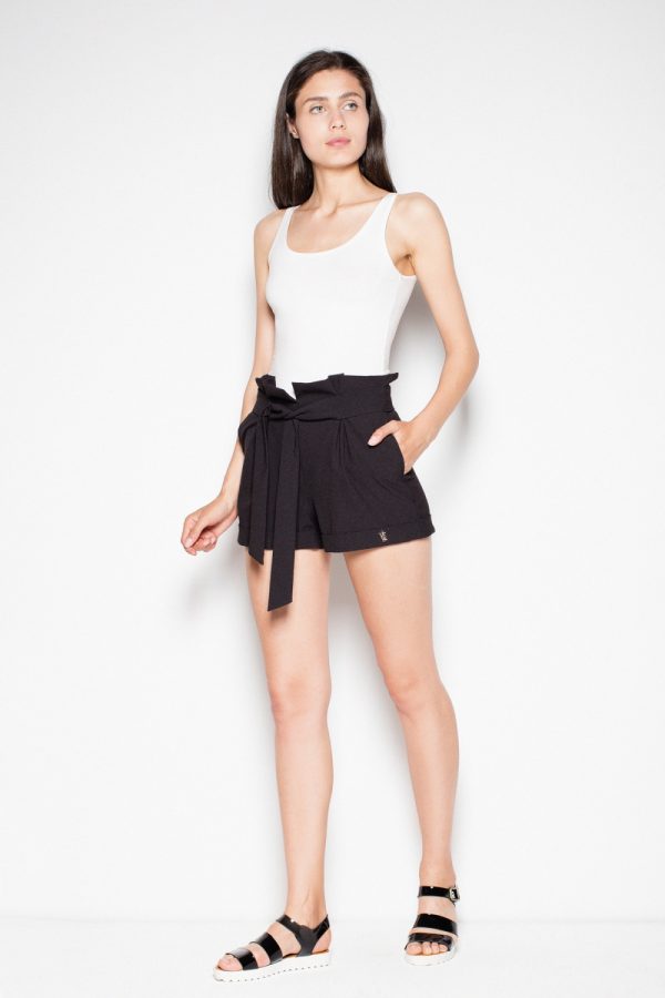 Black Shorts in Shorts For Women, Crop Pants with Spandex, Polyester and Viscose
