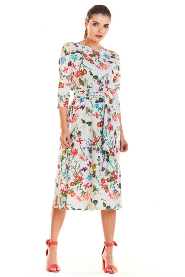 beige Daydress model 129196 Infinite You