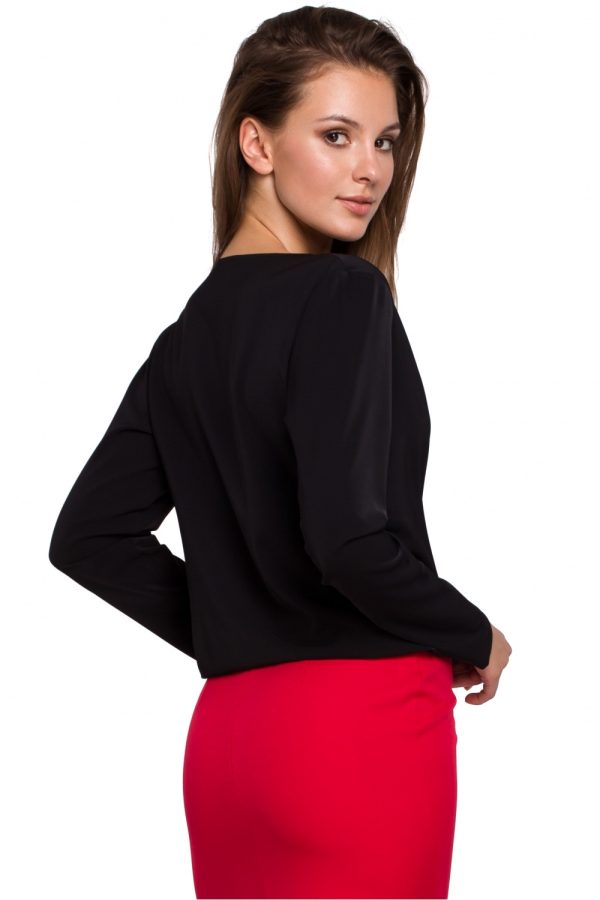 black Blouse model 138763 Makover