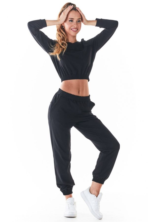 black Sweatshirt model 147607 Infinite You