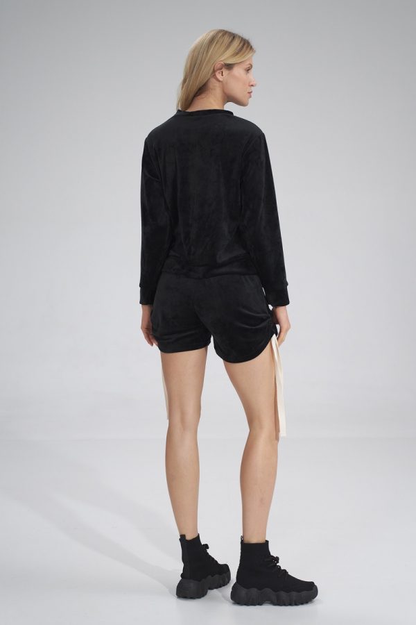 black Sweatshirt model 154669 Figl