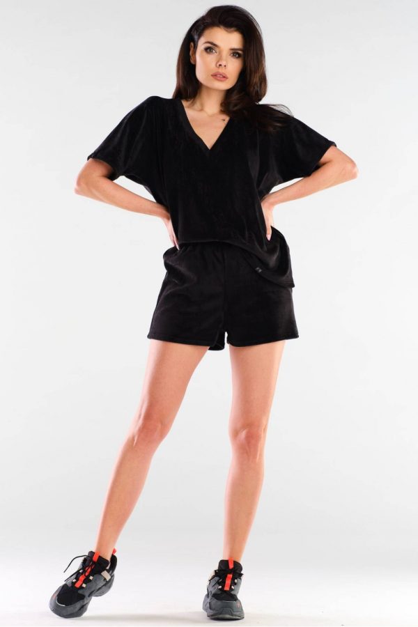 Black Shorts in Shorts For Women, Crop Pants with Polyester and Spandex