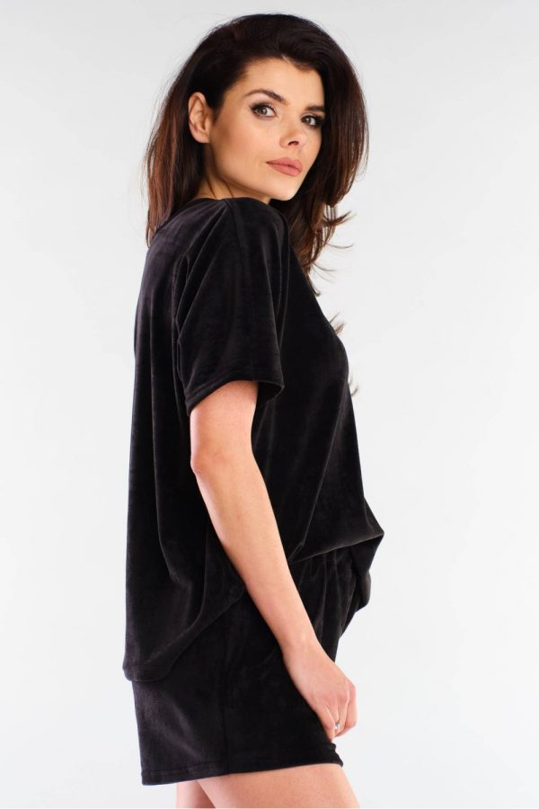 Black Shorts in Shorts For Women, Crop Pants with Polyester and Spandex