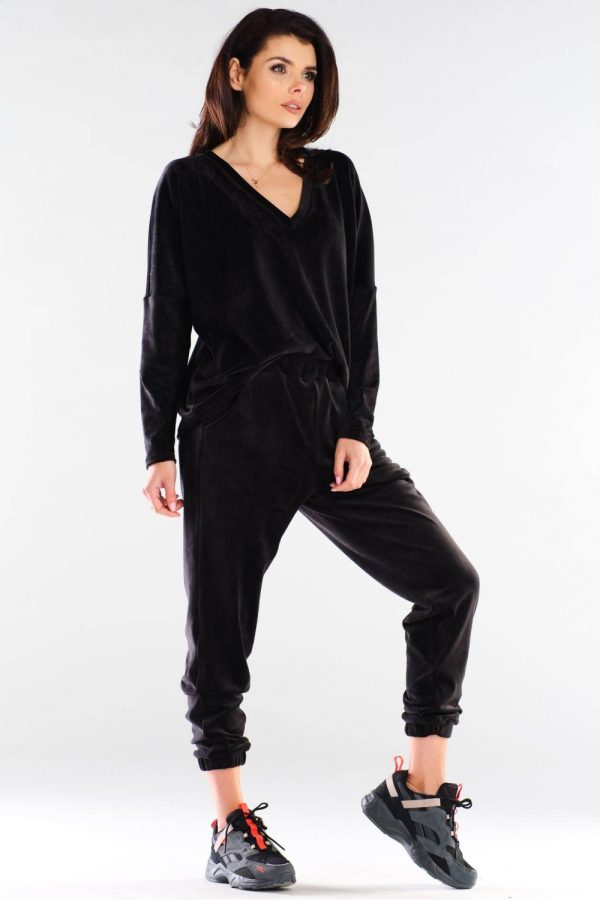 Black Sweatshirt in Sweatshirts For Women with Polyester and Spandex