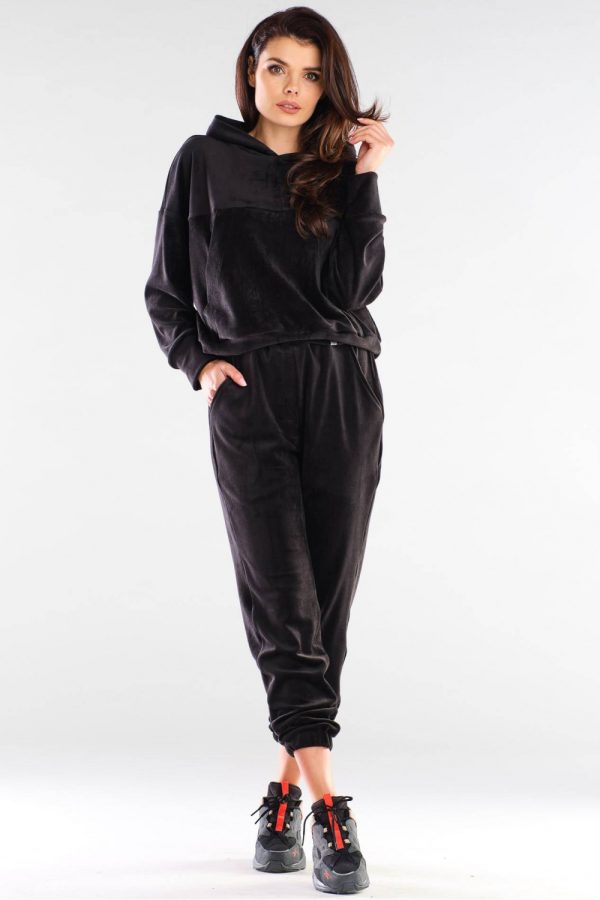 Black Sweatshirt in Sweatshirts For Women with Polyester and Spandex