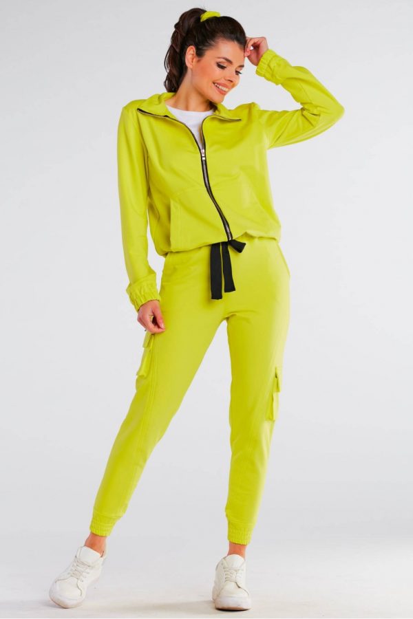 Green Women Trousers in Pants, Trousers, Shorts with Cotton and Spandex