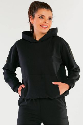black Sweatshirt model 159252 Infinite You