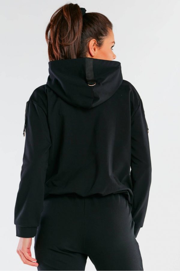 black Sweatshirt model 159252 Infinite You