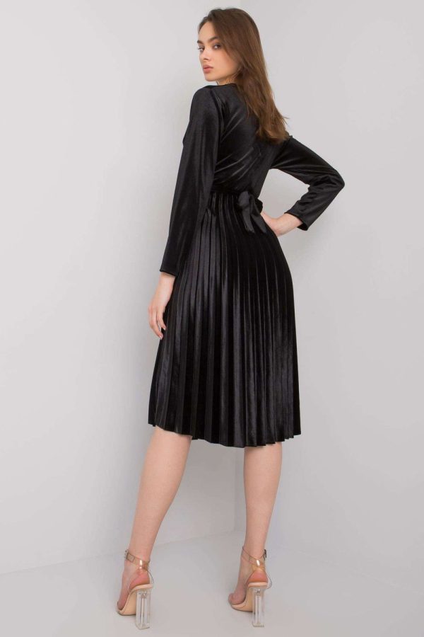 Black Evening Dress in Evening Dresses with Spandex and Polyester