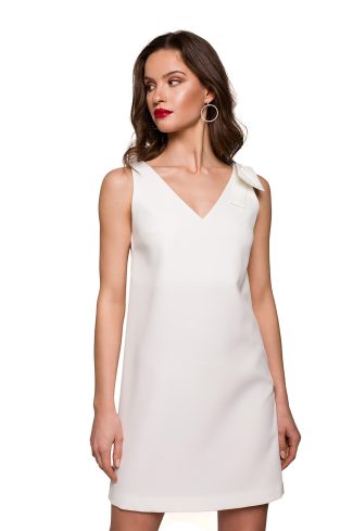 beige Daydress model 163743 Makover