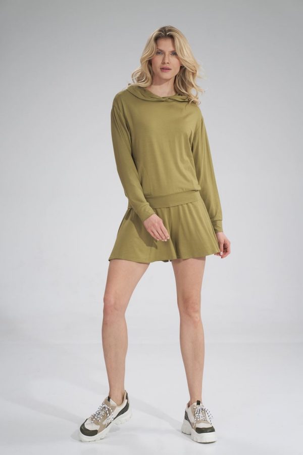 green Shorts model 165345 Figl