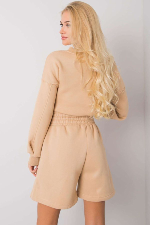 Brown Shorts in Cotton and Spandex ....