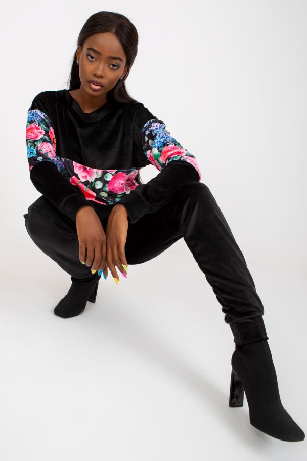 Black Set in Pants, Trousers, Shorts with Spandex and Viscose