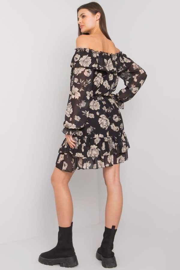 beige Daydress model 169540 Italy Moda