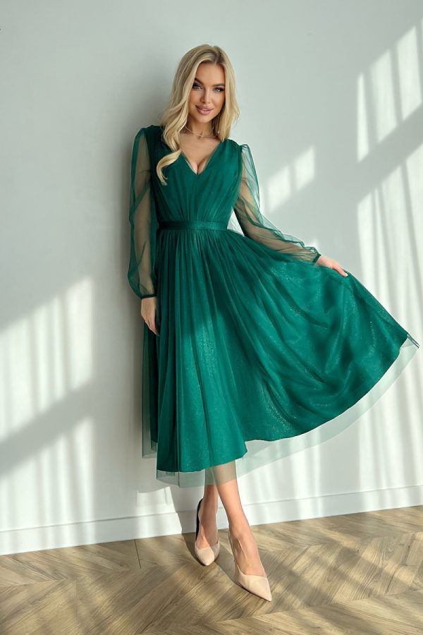 Green Evening Dress in Evening Dresses with Polyester and Viscose