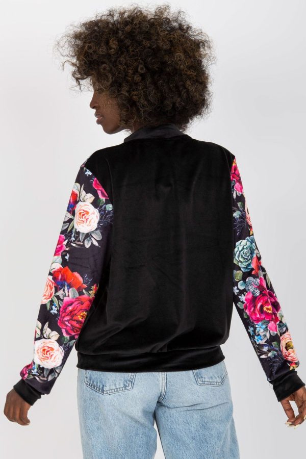Black Sweatshirt in Sweatshirts For Women with Spandex and Viscose
