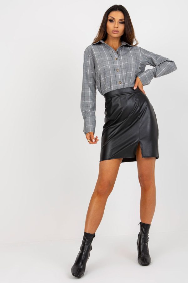 Black Skirt in Skirts with Cotton and Spandex