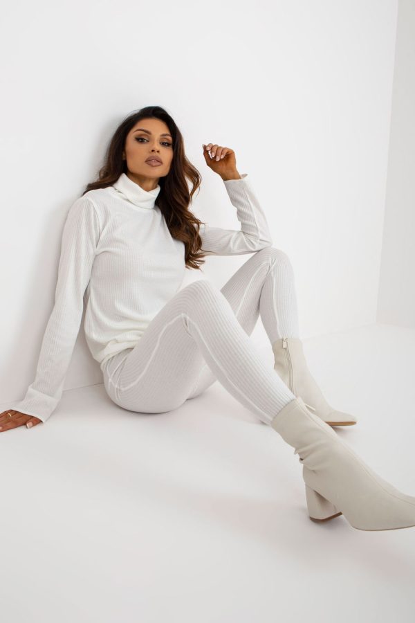 beige Long leggings model 176475 Lakerta