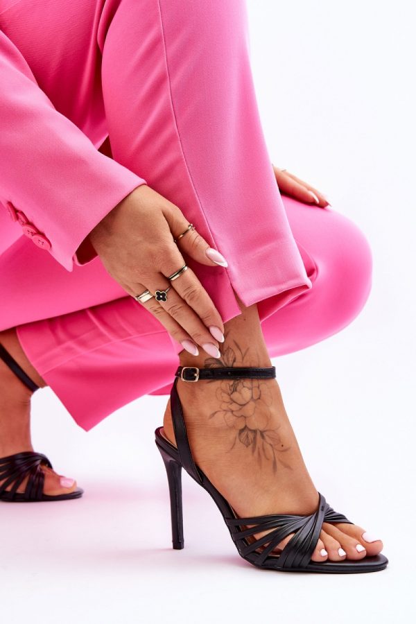 black Heel sandals model 181072 Step in style