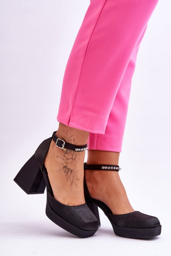 black Heel pumps model 181838 Step in style