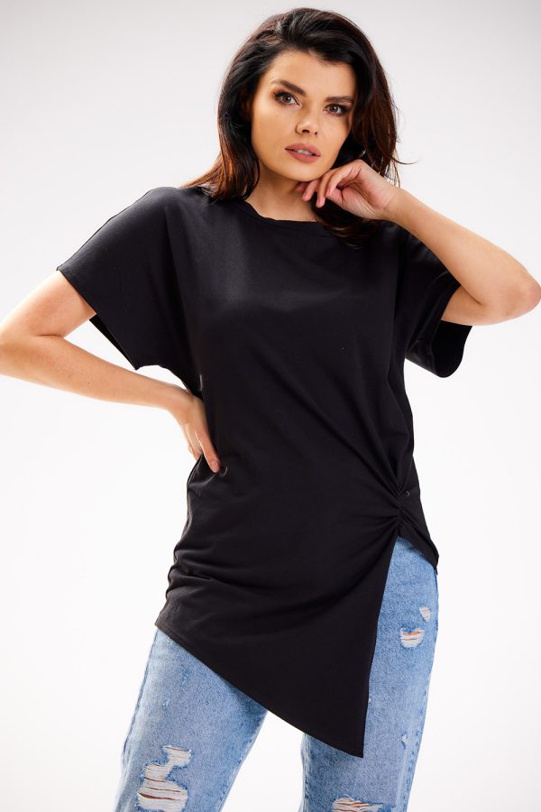 black Blouse model 182023 Infinite You