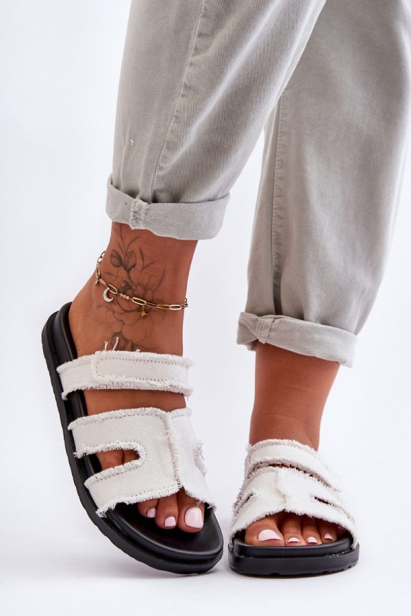 White Flip-flops in Sandals & Flip-Flops For Women with Fabric, Footbed and Platform Height