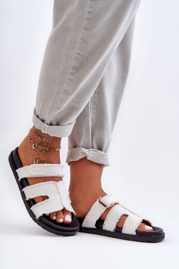 White Flip-flops in Sandals & Flip-Flops For Women with Fabric, Footbed and Platform Height