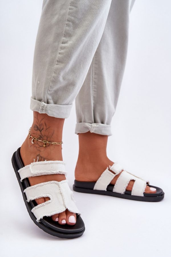 White Flip-flops in Sandals & Flip-Flops For Women with Fabric, Footbed and Platform Height