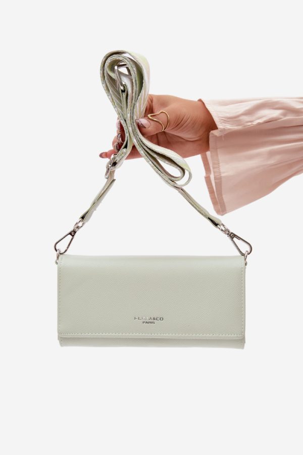 Green Everyday Handbag in Casual Handbags, Shoulder Bags with Width, Bottom Width and Height